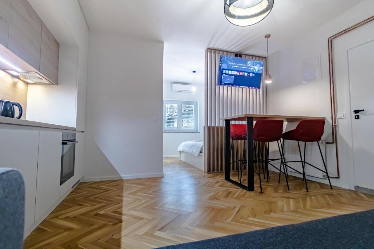 Appartement Tkalcha Studio Deluxe à Zagreb Extérieur photo
