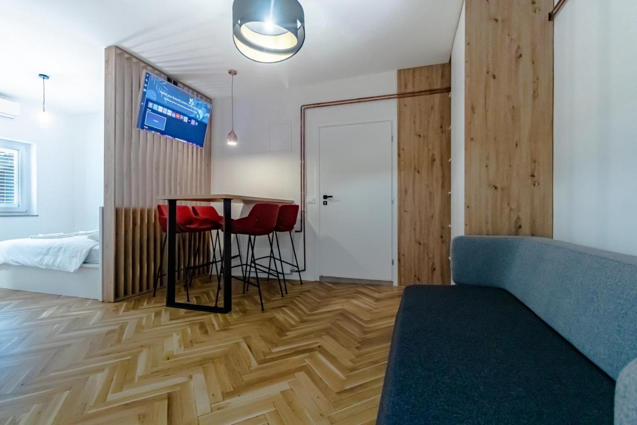 Appartement Tkalcha Studio Deluxe à Zagreb Extérieur photo